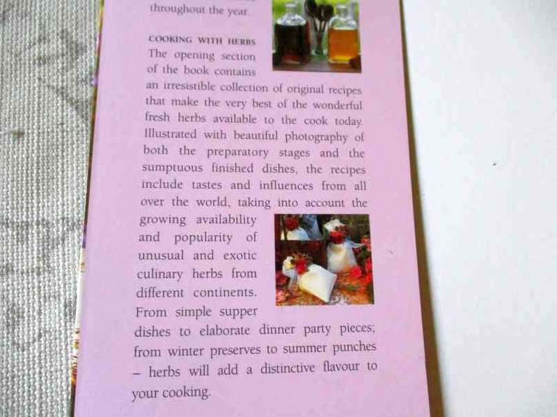 HERBS IN THE HOME - HOW TO USE HERBS IN THE HOME, WITH OVER 120 RECIPES, .. - KATHERINE RICHMOND