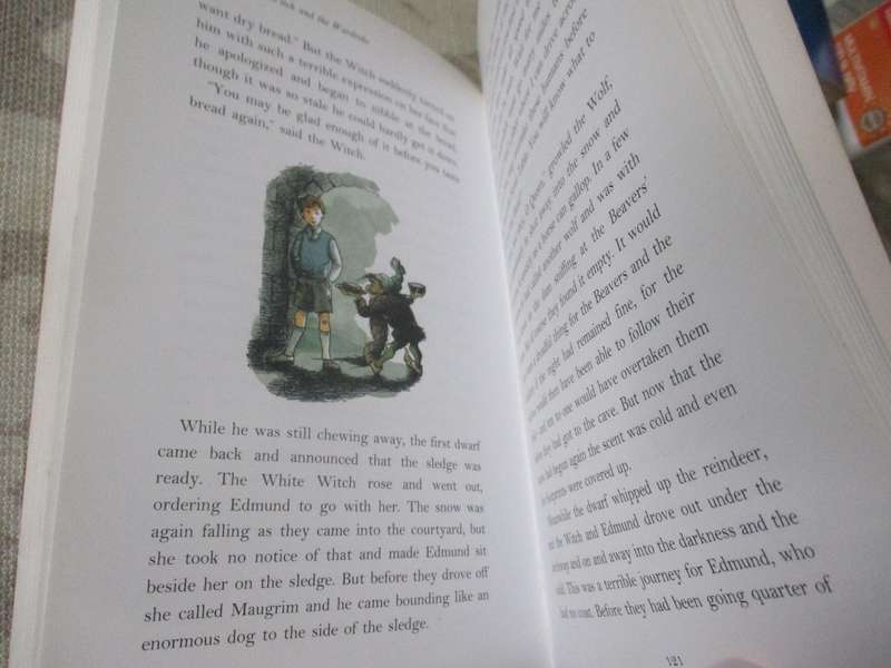 THE LION, THE WITCH AND THE WARDROBE - C.S. LEWIS