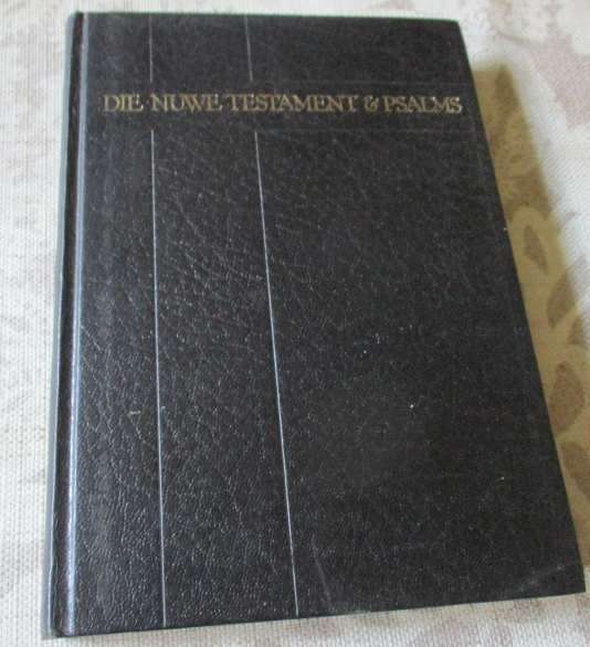 DIE NUWE TESTAMENT & PSALMS