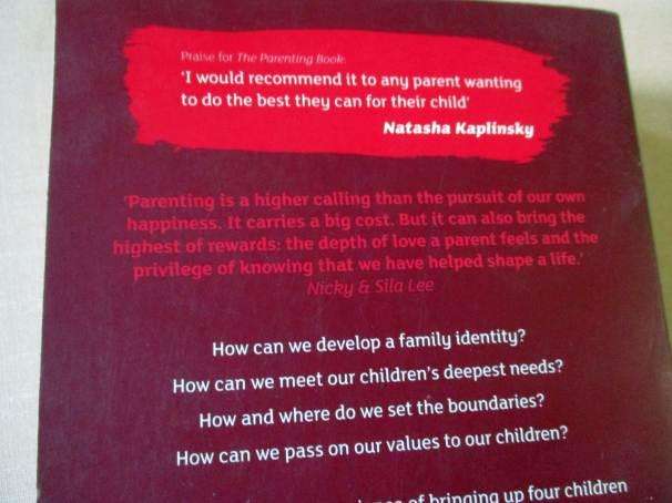 THE PARENTING BOOK - NICKY & SILA LEE