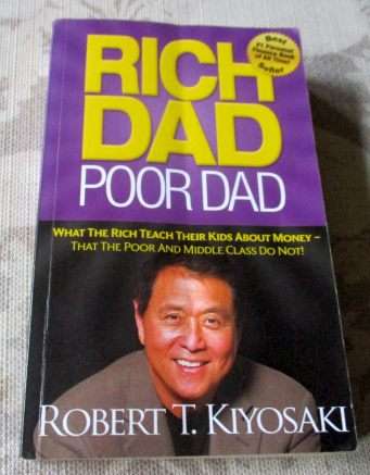 RICH DAD POOR DAD - ROBERT T KIYOSAKI
