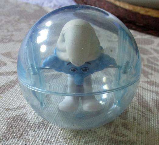 SMURF IN A SPHERE - PEYO - MCDONALDS 2013 ( SCARCE )
