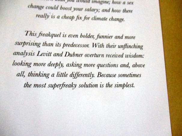 SUPER FREAKONOMICS - STEVEN D LEVITT & STEPHEN J DUBNER ( HARDCOVER )