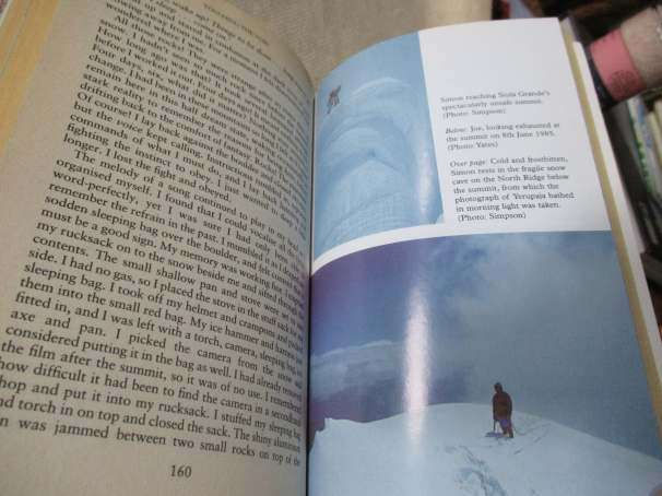 TOUCHING THE VOID - JOE SIMPSON
