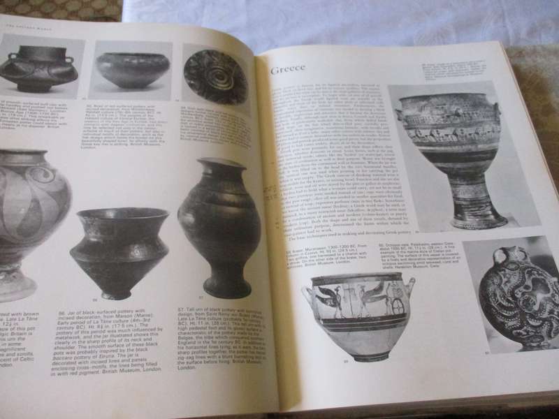 WORLD CERAMICS - AN ILLUSTRATED HISTORY - ROBERT J CHARLESTON