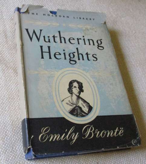 WUTHERING HEIGHTS - EMILY BRONTE
