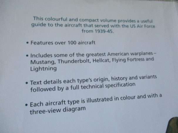 AMERICAN AIRCRAFT OF WORLD WAR II -THE HAMLYN CONCISE GIDE TO - BY DAVID MONDEY