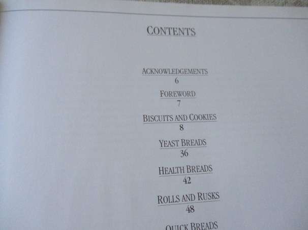 THE BEST OF BISCUITS & BREADS - LYNN BEDFORD HALL