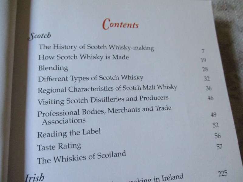 WHISKY - A GUIDE TO OVER 200 SCOTCH & IRISH WHISKIES - COLLINS POCKET REFERENCE