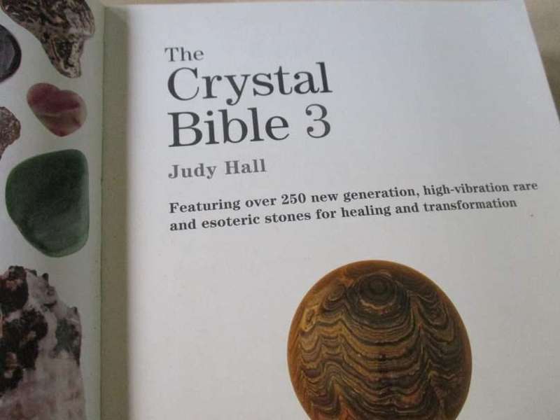 THE CRYSTAL BIBLE 3 - JUDY HALL