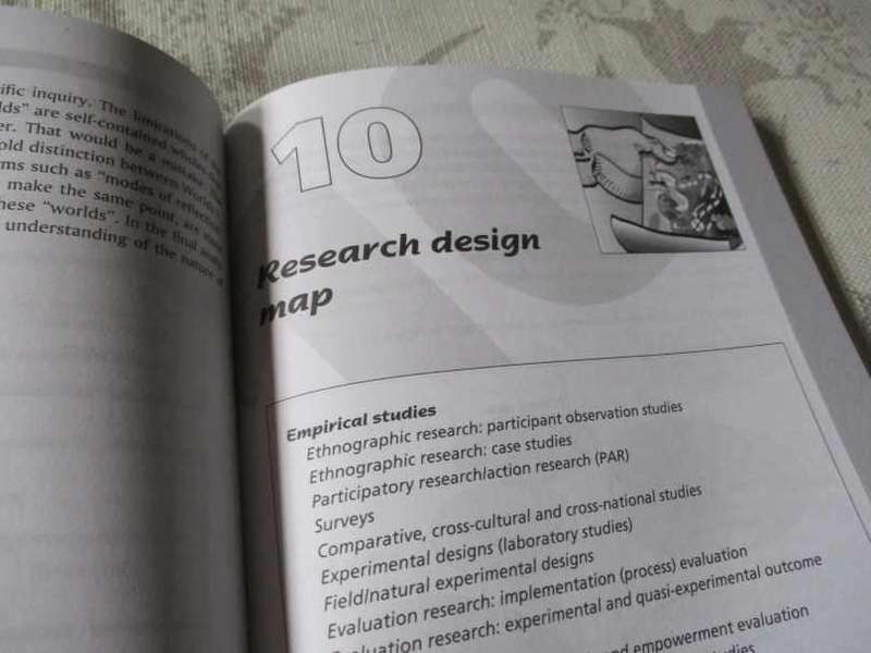 HOW TO SUCCEED IN YOUR MASTER'S & DOCTORAL STUDIES - A SOUTH AFRICAN GUIDE AND  RESOURCE BOOK - JOHA