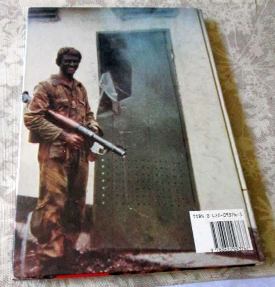 THE ELITE - RHODESIAN SPECIAL AIR SERVICE - PICTORIAL - BY BARBARA COLE  - SIGNED