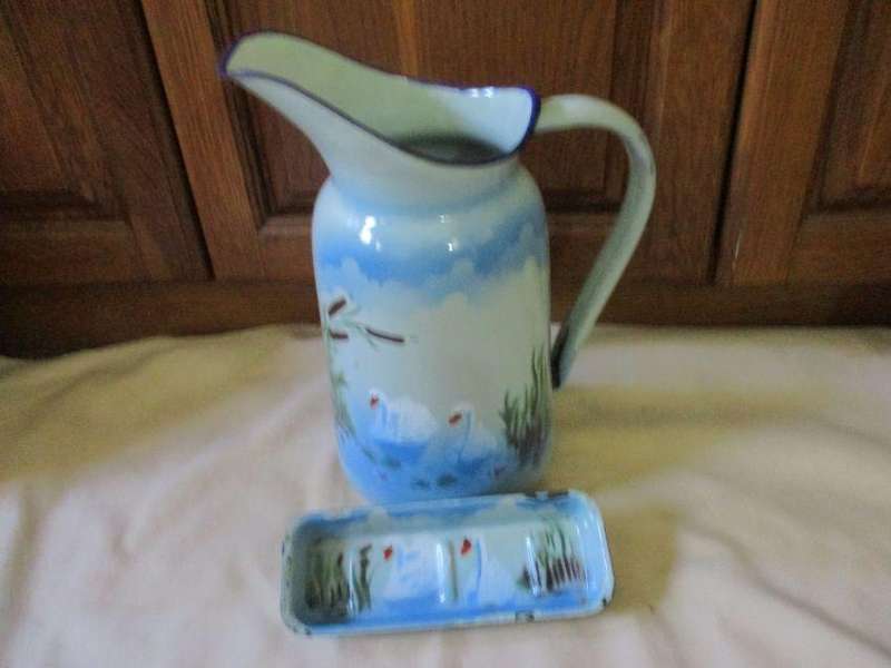 LARGE VINTAGE ENAMEL JUG PLUS SOAP DISH MADE IN POLAND
