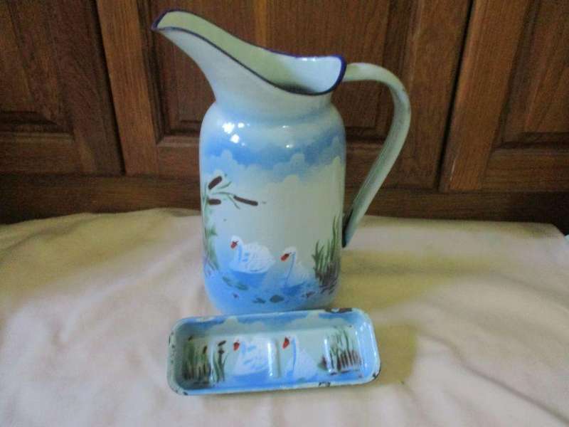 LARGE VINTAGE ENAMEL JUG PLUS SOAP DISH MADE IN POLAND