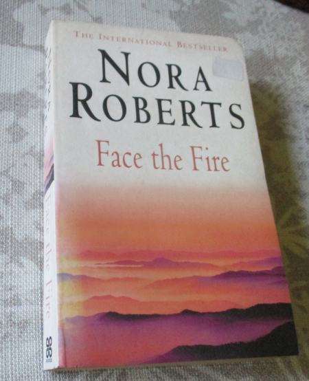 FACE THE FIRE - NORA ROBERTS