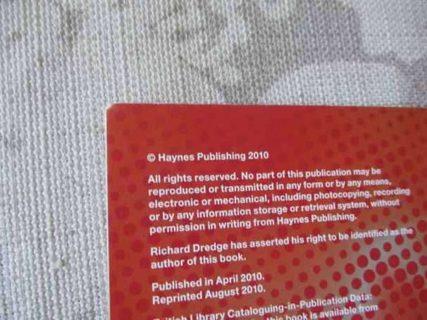 WORLD'S FASTEST CARS - THE FASTEST ROAD AND RACING CARS ON EARTH - HAYNES POCKET MANUAL
