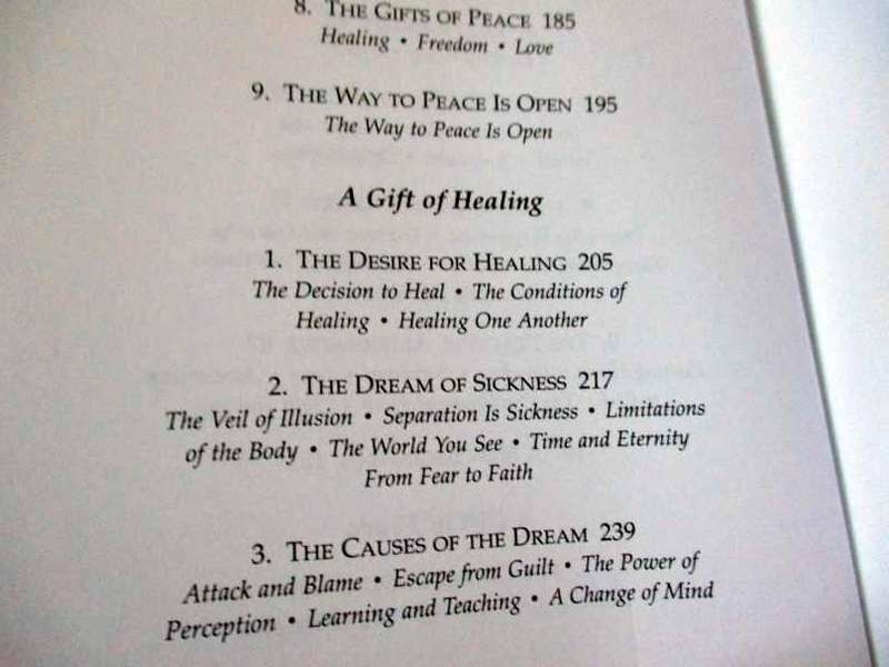 GIFTS FROM A COURSE IN MIRACLES - ACCEPT THIS GIFT, A GIFT OF PEACE, A GIFT OF HEALING - FRANCES ..