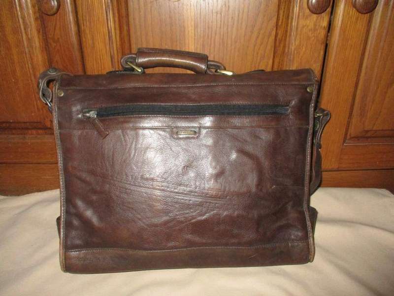 HIDESKIN LEATHER 4 COMPARTMENT SATCHEL