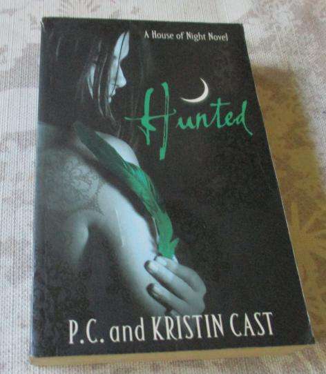 HUNTED - P.C AND KRISTIN CAST