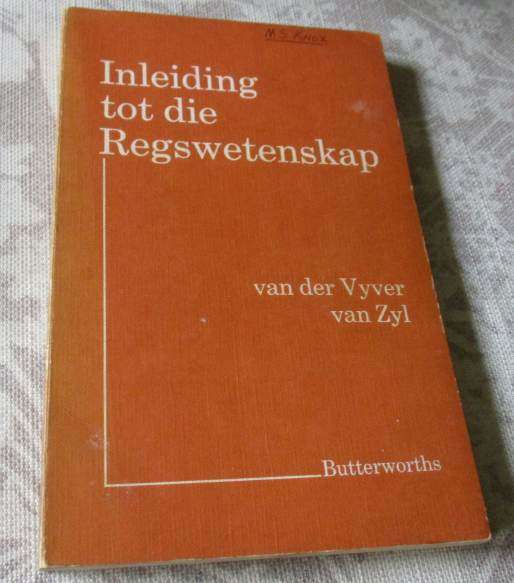 INLEIDING TOT REGSWETENSKAP - VAN DER VYVER & VAN ZYL
