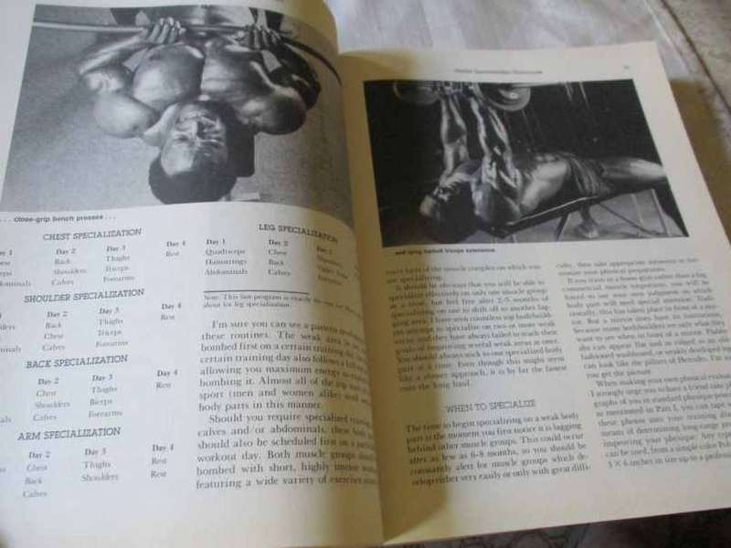 JOE WEIDER'S ULTIMATE BODYBUILDING - THE MASTER BLASTER'S PRINCIPLES OF TRAINING AND NUTRITION
