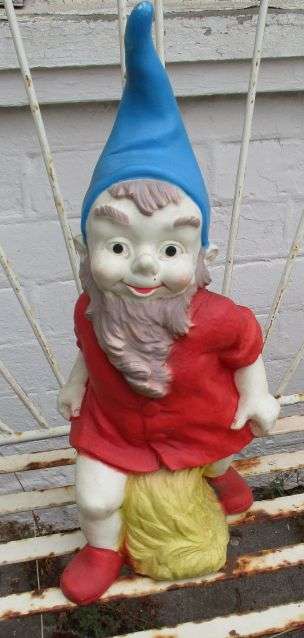 VINTAGE RUBBER GARDEN GNOME  48CM TALL