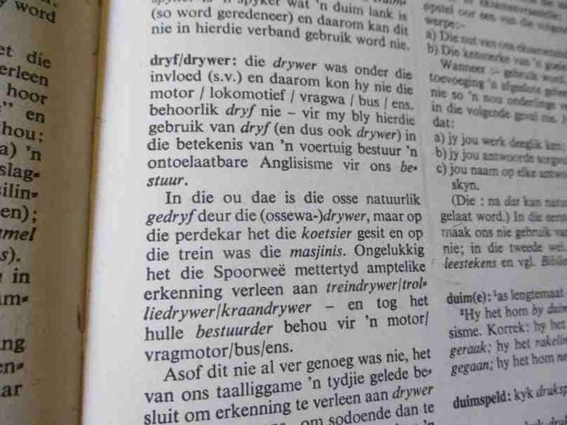 DIE KORREKTE WOORD - AFRIKAANSE TAALKWESSIES - H.J.J.M. van der MERWE