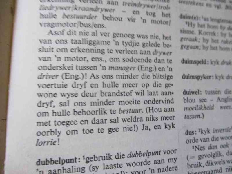 DIE KORREKTE WOORD - AFRIKAANSE TAALKWESSIES - H.J.J.M. van der MERWE