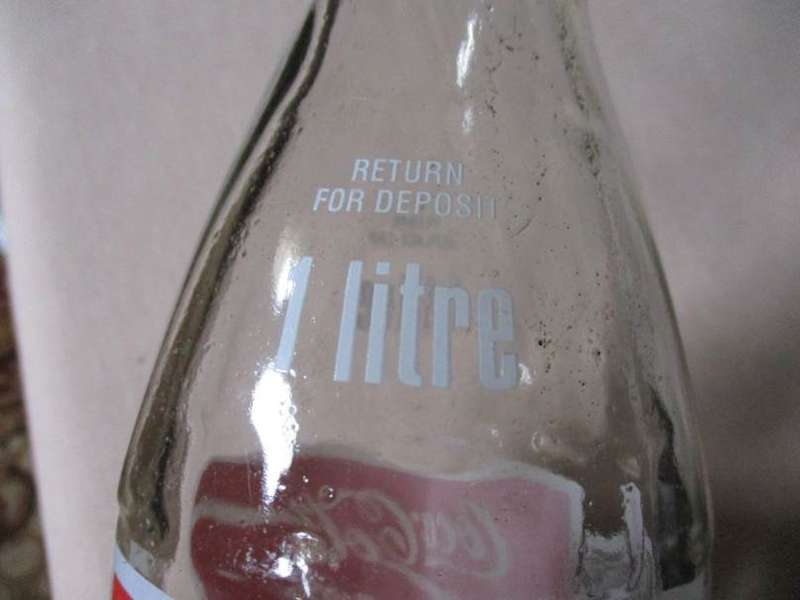 OLD S.A. 1 LITRE COCA-COLA GLASS BOTTLE