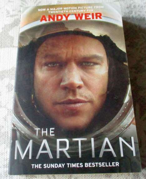 THE MARTIAN - ANDY WEIR