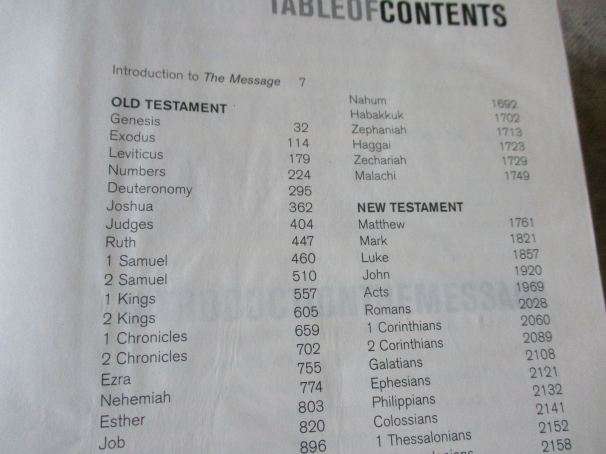 THE MESSAGE - THE NEW TESTAMENT IN CONTIMPORARY LANGUAGE - EUGENE H PETERSON