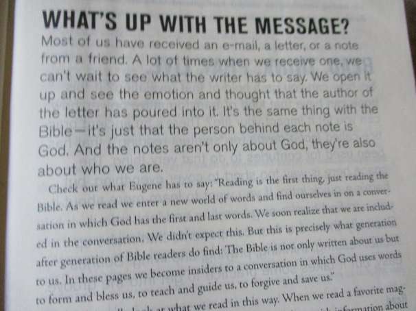 THE MESSAGE - THE NEW TESTAMENT IN CONTIMPORARY LANGUAGE - EUGENE H PETERSON