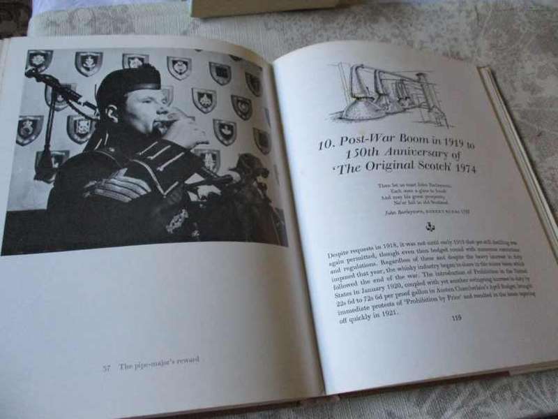 THE ORIGINAL SCOTCH - A HISTORY OF SCOTCH WHISKY FROM THE EARLIEST DAY - MICHAEL BRANDER ( hardcover