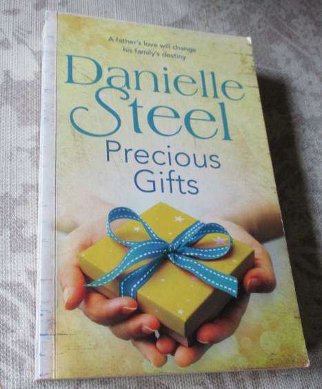 PRECIOUS GIFTS - DANIELLE STEEL