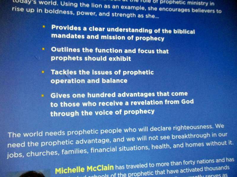 THE PROPHETIC ADVANTAGE - BE GOD'S MOUTHPIECE. TRANSFORM YOUR WORLD - MICHELLE McCLAIN