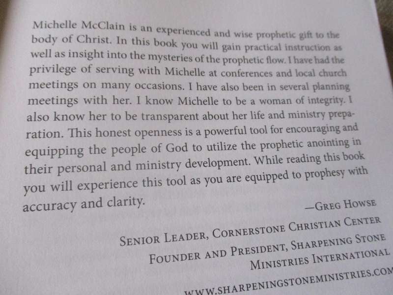 THE PROPHETIC ADVANTAGE - BE GOD'S MOUTHPIECE. TRANSFORM YOUR WORLD - MICHELLE McCLAIN
