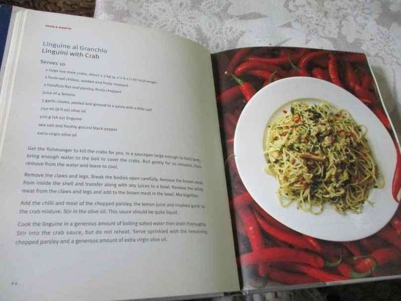 THE RIVER CAFE COOK BOOK - ROSE GRAY AND RUTH ROGERS