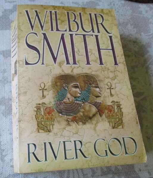 RIVER GOD - WILBUR SMITH