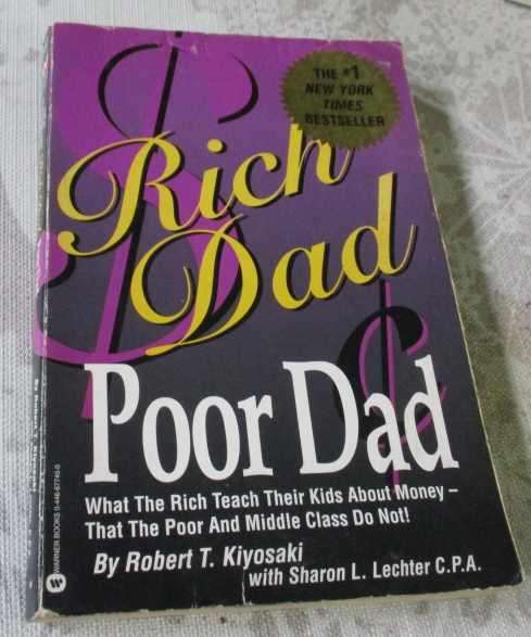 RICH DAD POOR DAD - ROBERT T KIYOSAKI