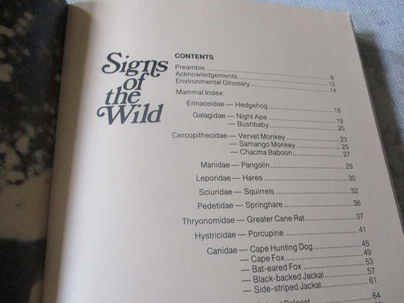 SIGNS OF THE WILD - CLIVE WALKER