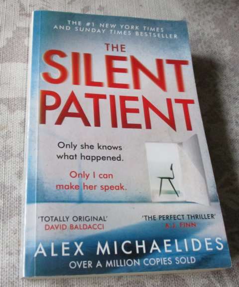 THE SILENT PATIENT - ALEX MICHAELIDES