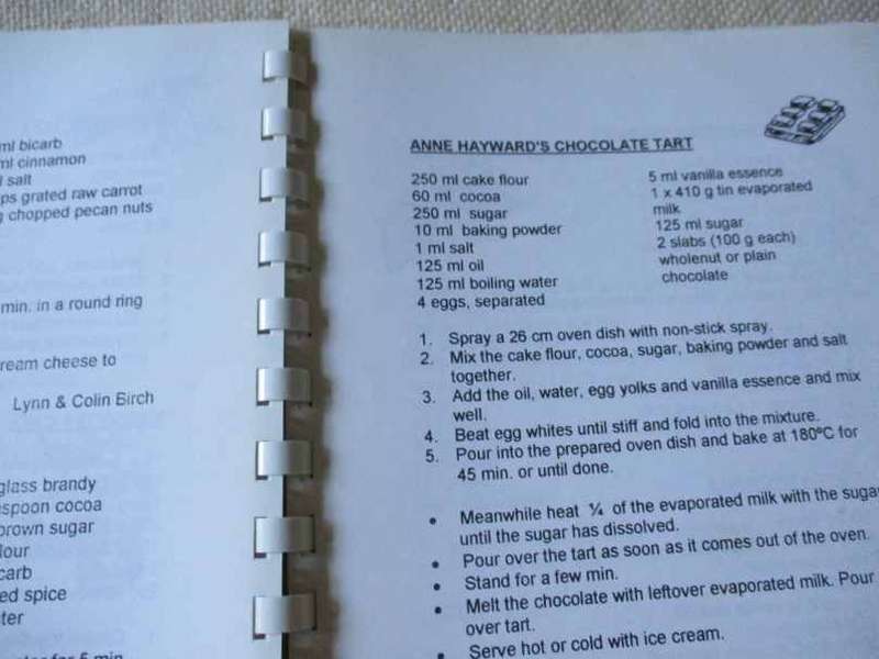 ST ANDREW'S COLLEGE RECIPE BOOK 2000