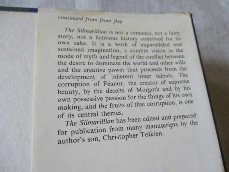 THE SILMARILLION - J.R.R. TOLKIEN ( FIRST EDITION HARDCOVER 1977 )