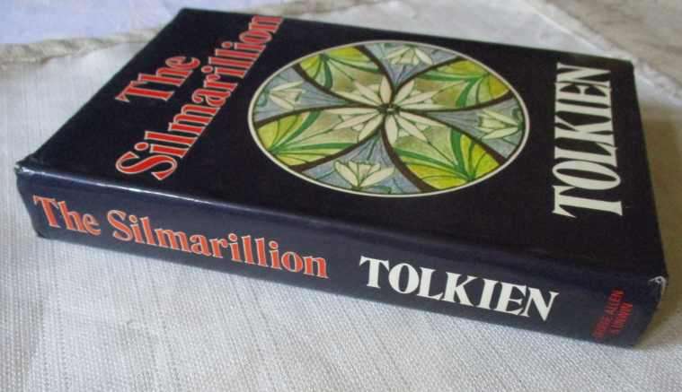 THE SILMARILLION - J.R.R. TOLKIEN ( FIRST EDITION HARDCOVER 1977 )