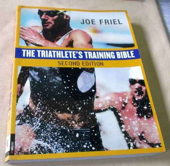 THE TRIATHLETE'S TRAINING BIBLE - JOE FRIEL