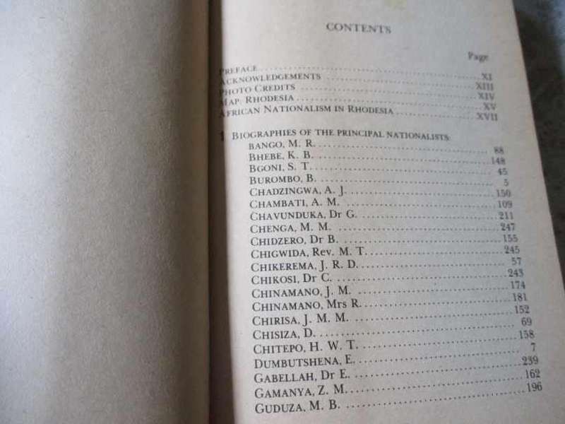 AFRICAN NATIONALIST LEADERS - WHO'S WHO BY ROBERT CARY & DIANA MITCHELL