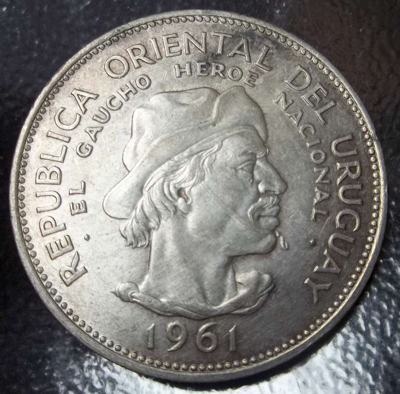 Uruguay 10 Pesos 1961 - Nice condition