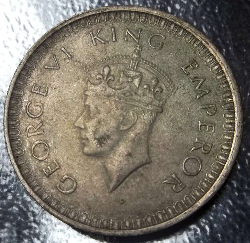 British India 1 Rupee 1942