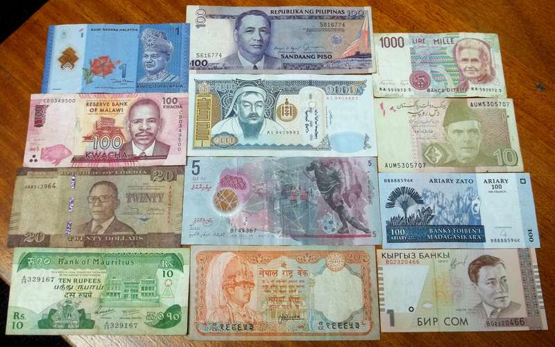 Lot of 12 International bank notes