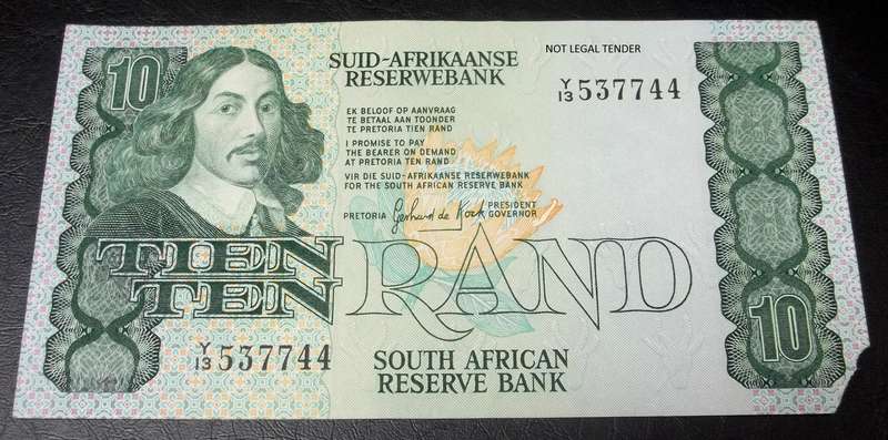 RSA 10 Rand 1982(G de Kock 2nd Issue) - Y13 Replacement - Filler